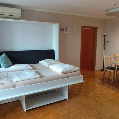 Апартаменты 5 Min Walk To Beach, 2X Queen Bed, 2X Ac, Garage Изола Экстерьер фото